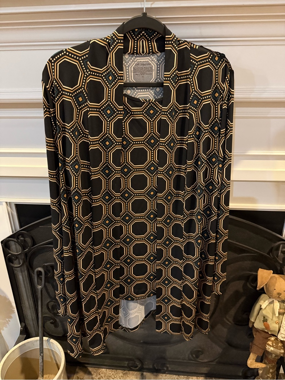 Investments Black & Gold Geometric Open Front Blouse